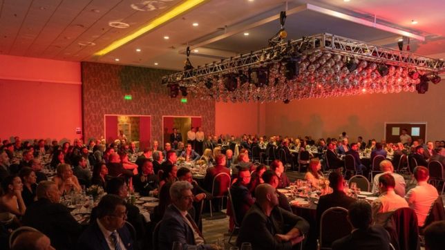 la fundacion pro humanae vitae tendra otra gala de liderazgo en la plata con politicos y empresarios