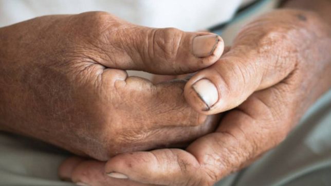 le fracturaron la cadera a un jubilado en medio de un brutal robo en la plata