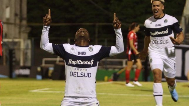 denunciaron al delantero de gimnasia johan carbonero por acoso sexual