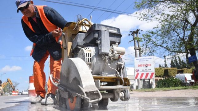 arrancaron las obras de asfaltado en la plata y habra cortes