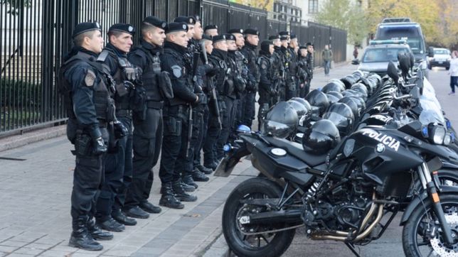 video: asi se desplego el mega operativo policial para vallar la plaza san martin