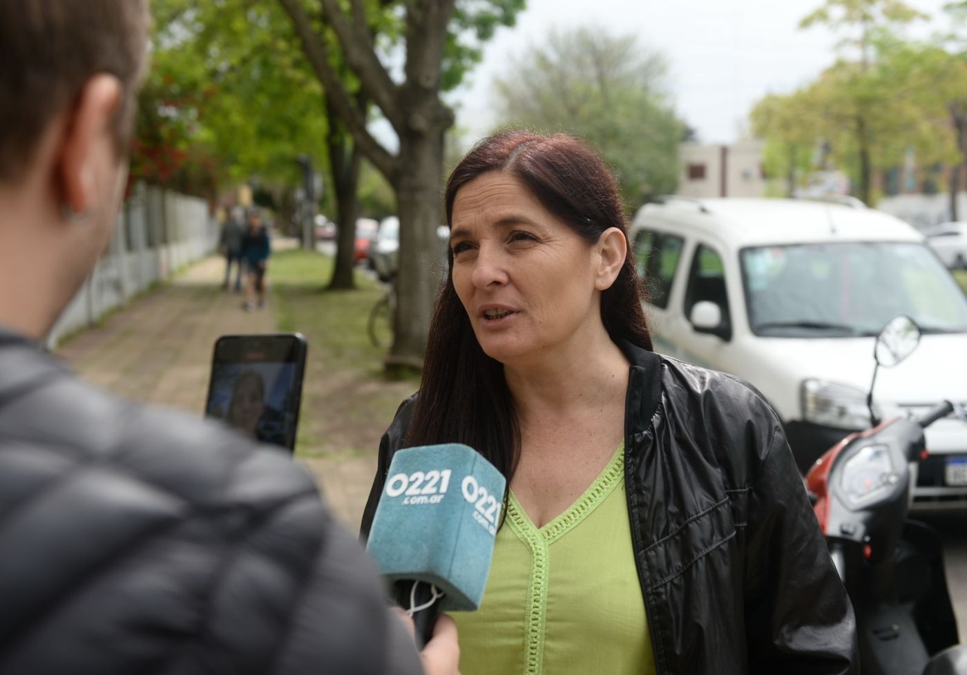 Luana Simioni, ex candidata a intendenta del FIT y referente del PTS