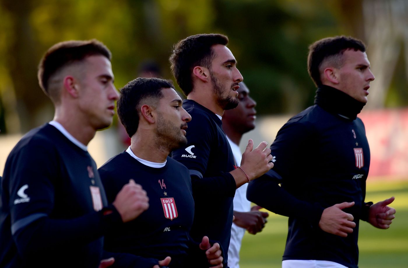 Entrenamiento Estudiantes Méndez.jpg
