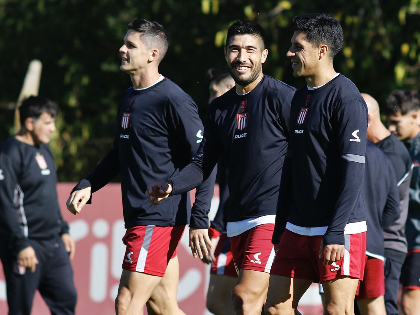 Estudiantes entrenamiento.jpg