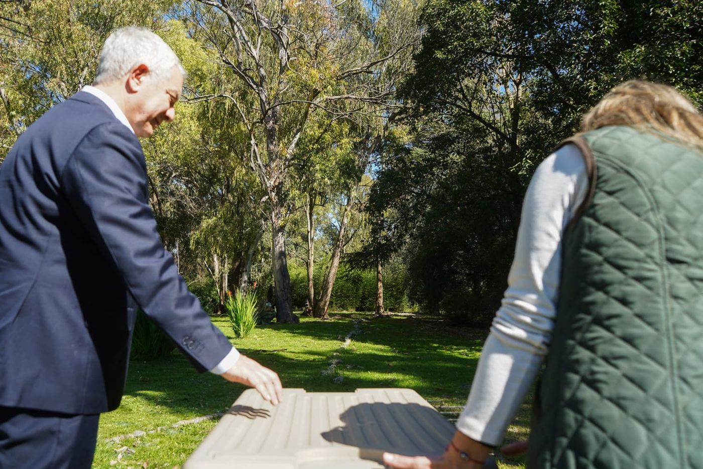 El momento de la liberaci&oacute;n del gavil&aacute;n en el Bioparque