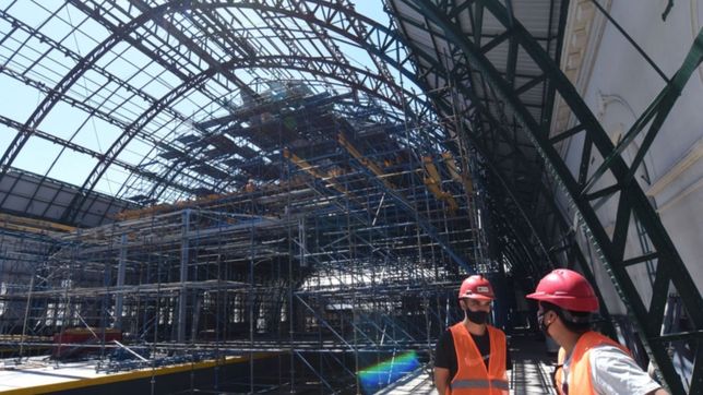 suman estaciones del tren roca y avanzan las obras en el techo de la estacion la plata