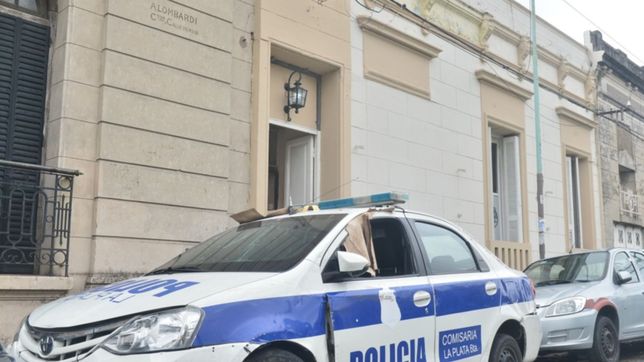 se cruzo en la calle con un joven que habia intentado robarle y lo entrego a la policia