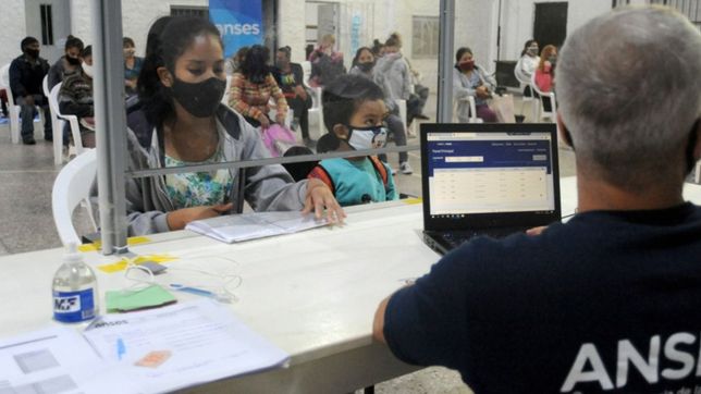 la anses pagara un bono de $14.400 en abril: ¿quienes lo corbraran?