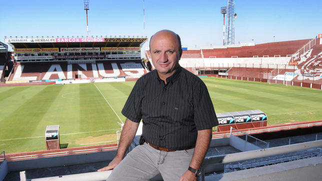 el presidente de lanus se sumo a la polemica con la afa