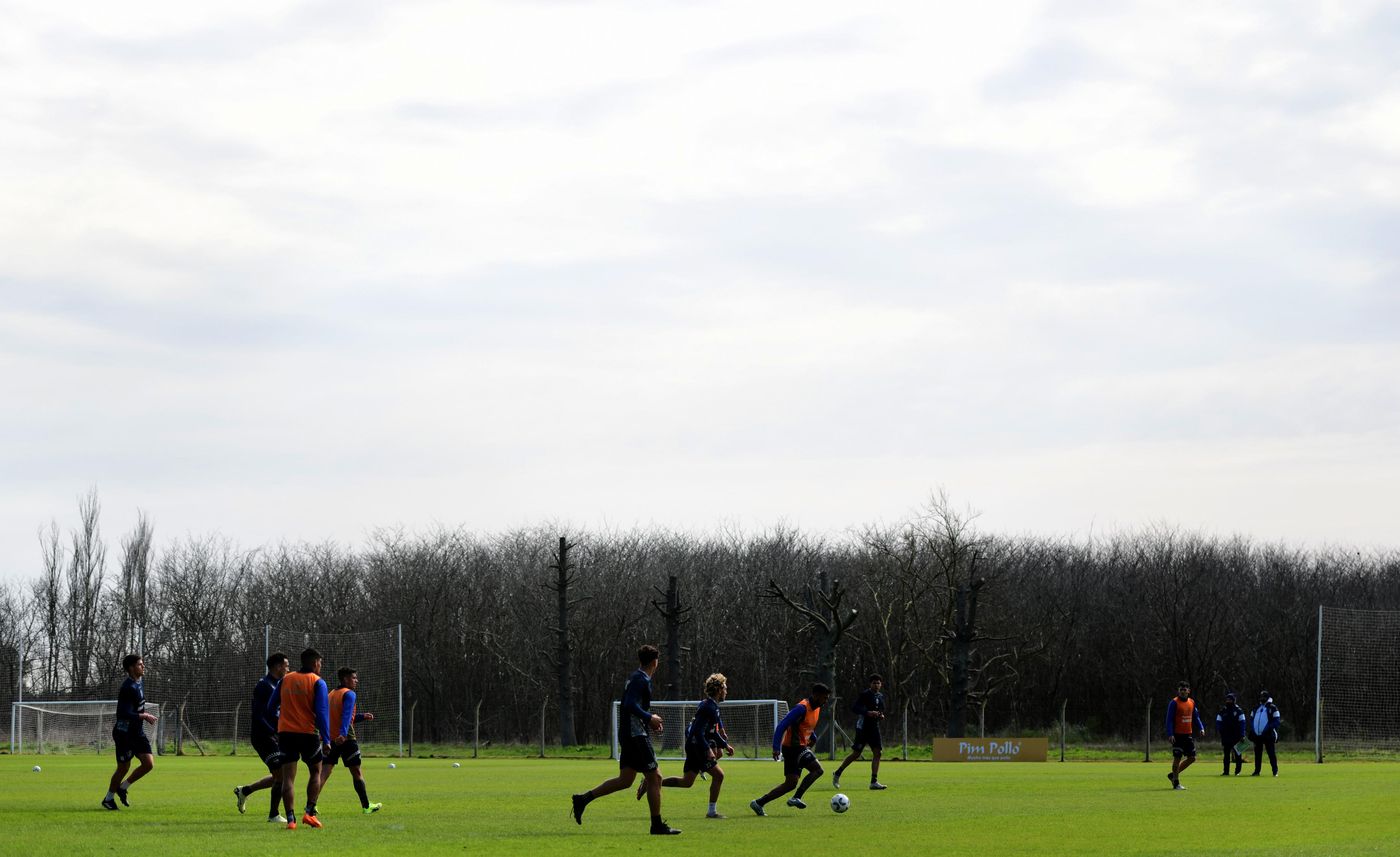 Entrenamiento Gimnasia general pelota.jpg