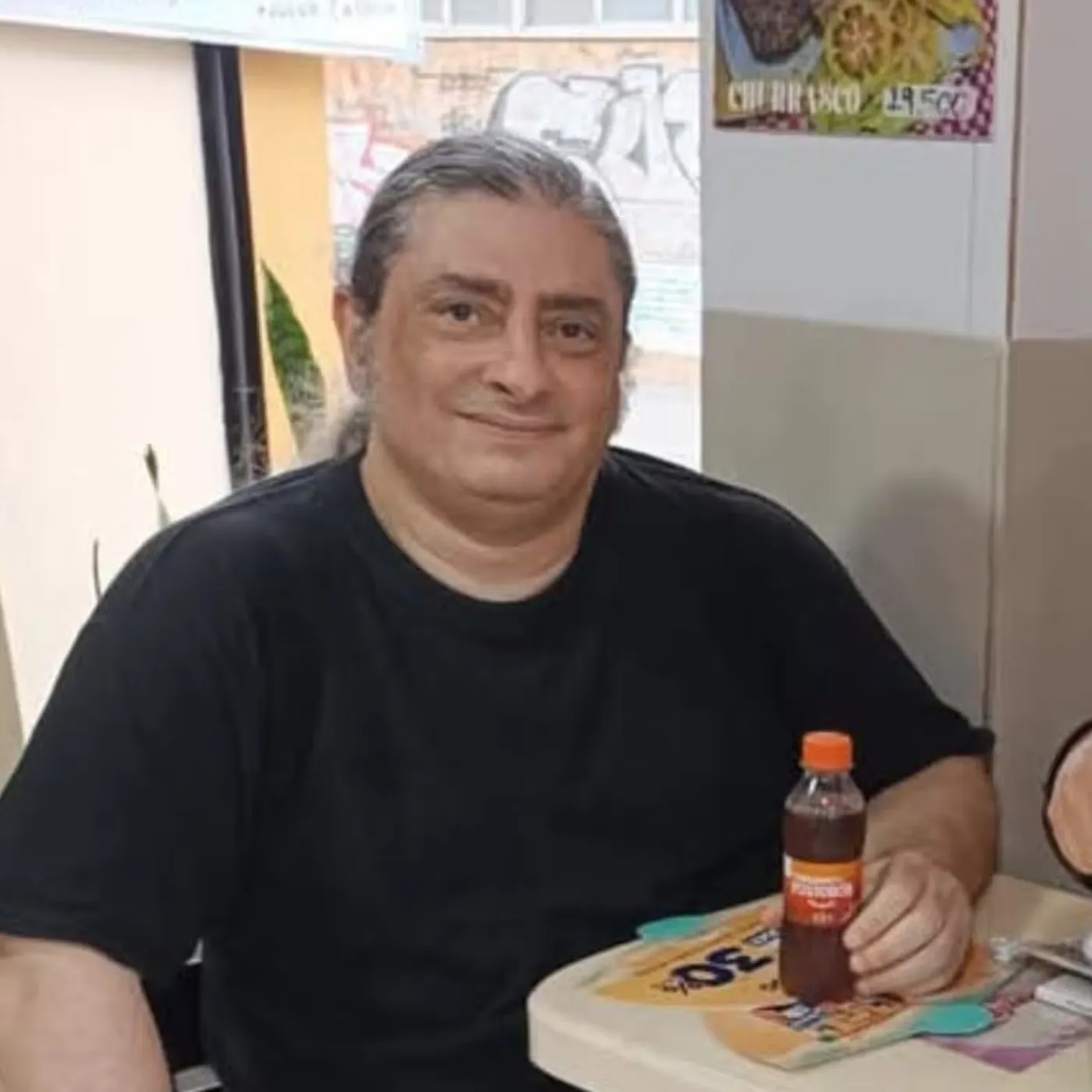 Carlos Alberto Ricchetti vive en una de las zonas más afectadas por el terremoto.