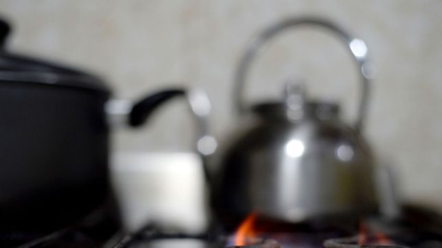 por la devaluacion, los usuarios pagaran mas de gas para compensar a camuzzi