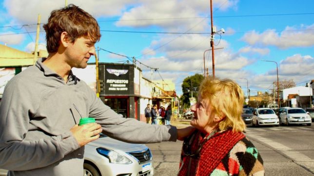 castagneto sumo mesas en toda la plata para juntar avales para union por la patria