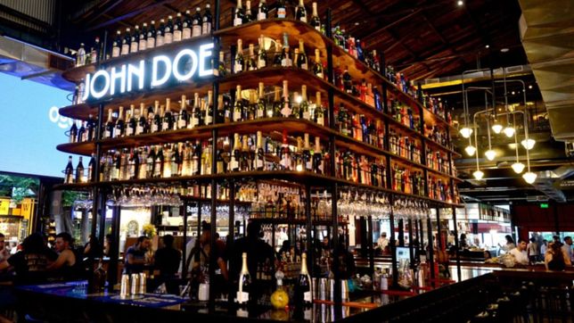 ¿como es por dentro la mejor barra de tragos de autor de la plata?