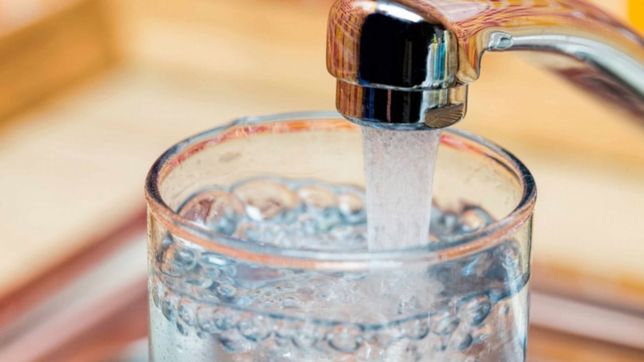 cientificos platenses logran sanear y quitar la contaminacion del agua de las napas