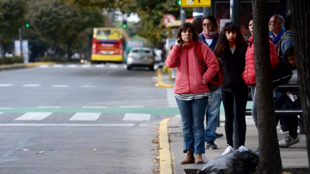 Con más micros y sin estacionamiento, así funcionarán los servicios el domingo