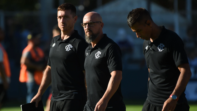 tras la danza de nombres, hubo acuerdo y orfila sera el nuevo dt de gimnasia