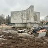 Arrancó la remoción del monumento de Plaza España por las obras y crece la incertidumbre sobre su destino