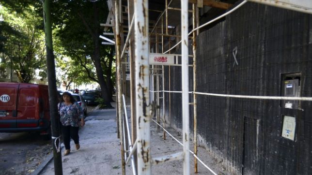 falta de inversion y obras extras: los otros reclamos contra las empresas de servicios