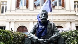 se vienen dos dias de protestas en la unlp con un paro de 24 horas se vienen dos dias de protestas en la unlp con un paro de 24 horas