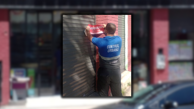 denuncian que un super chino funciona sin habilitacion, fue clausurado y sigue abriendo como si nada