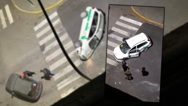 video: un impactante choque en pleno centro de la plata termino con un taxi volcado