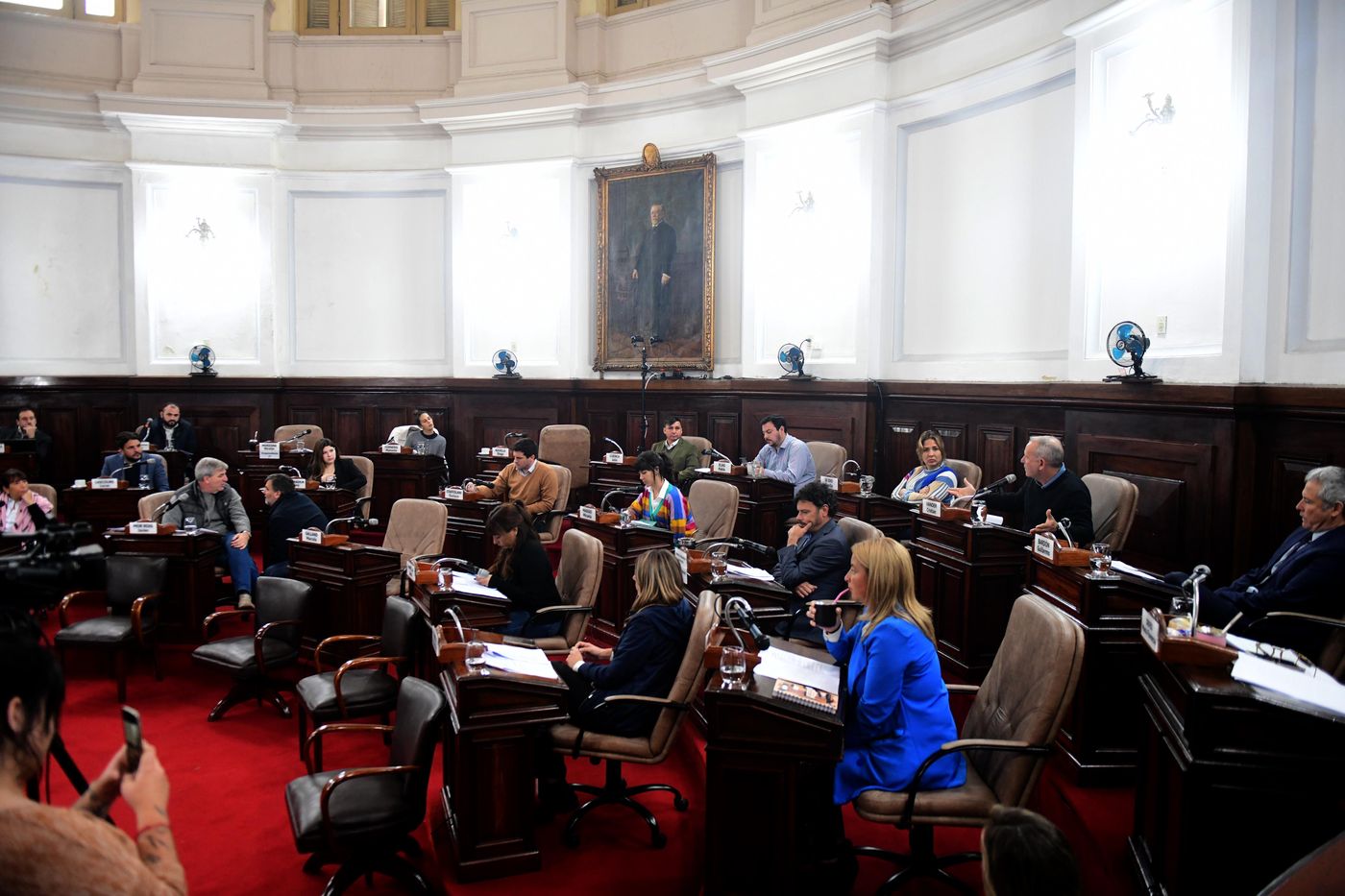 Concejo Deliberante- recinto.JPG