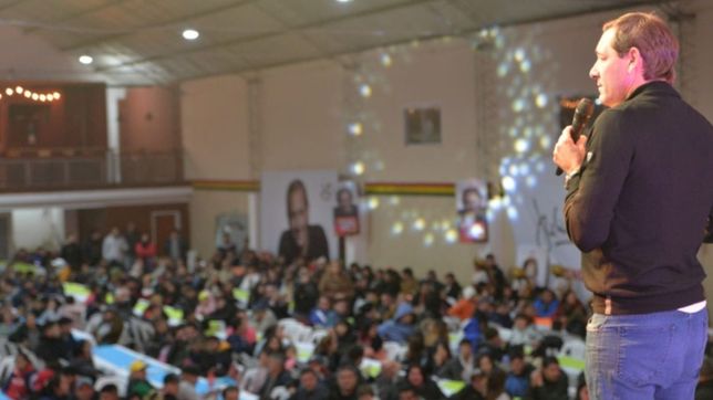 garro encabezo un encuentro con mas de mil vecinos: hoy la plata es distinta