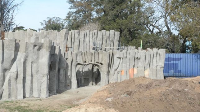 lagos, cascadas y campamentos: ¿cuanto falta para la apertura del dinoparque de la repu?