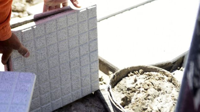 ¿hasta cuando los vecinos de la zona 30 de la plata podran pedir baldosas gratis?