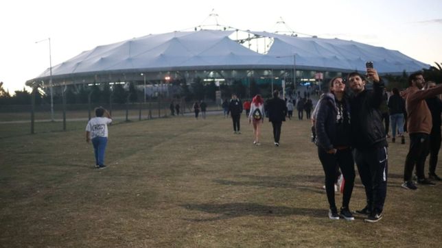 aparecio la joven perdida en medio del recital de la renga en el estadio unico