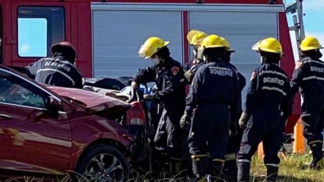 brutal choque frontal con dos victimas fatales en la ruta 11