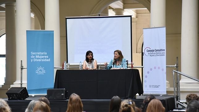 la municipalidad de la plata y la provincia hicieron un balance de las politicas de genero y diversidad