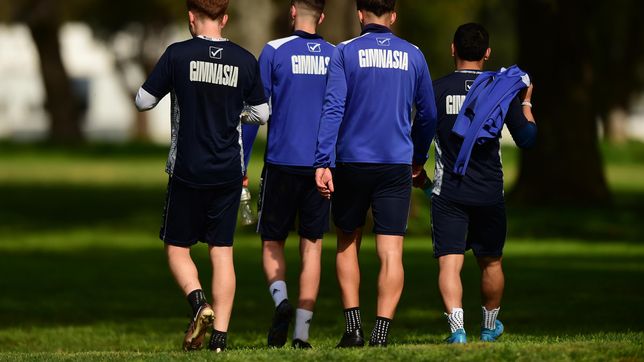 el jugador sorpresa que se metera en la reserva de gimnasia por el clasico platense