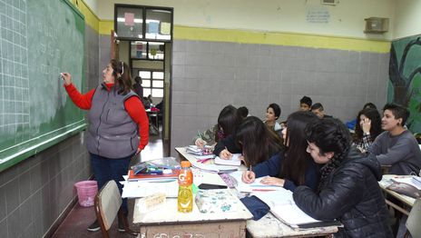 Evaluaciones, ausentismo y repitencia: el mapa que trazó la UCA sobre la escuela secundaria Evaluaciones, ausentismo y repitencia: el mapa que trazó la UCA sobre la escuela secundaria