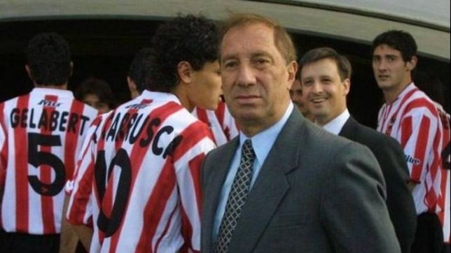 15 anos atras, bilardo volvia a dirigir a estudiantes