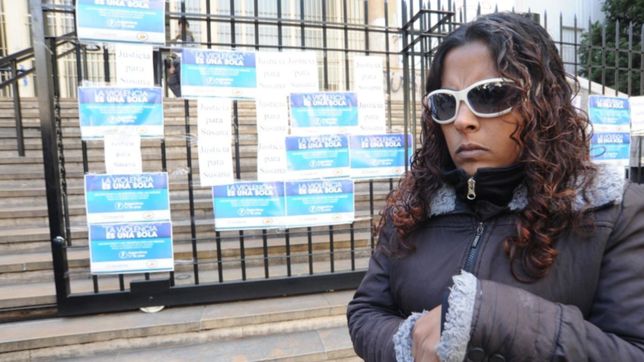 la mujer que quedo ciega por los golpes de su ex pide que lo trasladen fuera de la plata