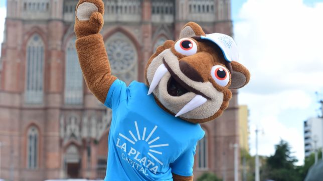 presentaron a la nueva mascota de los juegos bonaerenses que representara a la plata