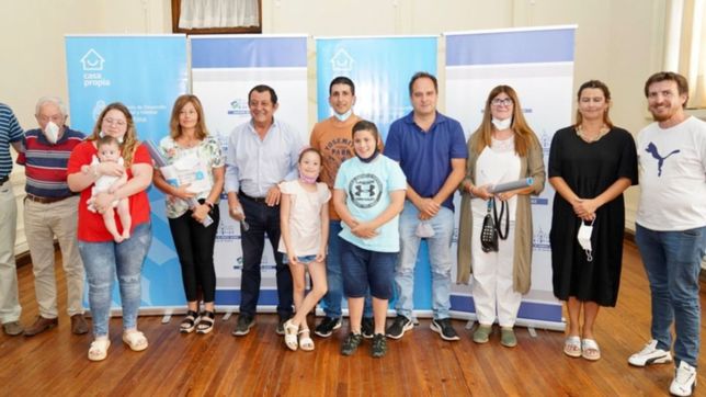 entregaron mas creditos de casa propia para familias bonaerenses