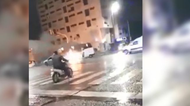 video: susto en ringuelet por el incendio de una camioneta