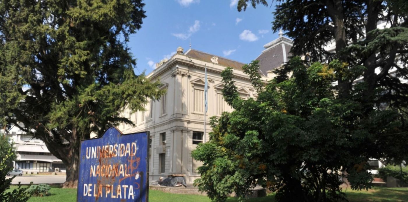 1527505248557.jpg?&cw=1920&ch=950