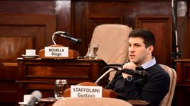 el nuevo sistema de micros no puede ser solo un acuerdo de la municipalidad con los privados el nuevo sistema de micros no puede ser solo un acuerdo de la municipalidad con los privados