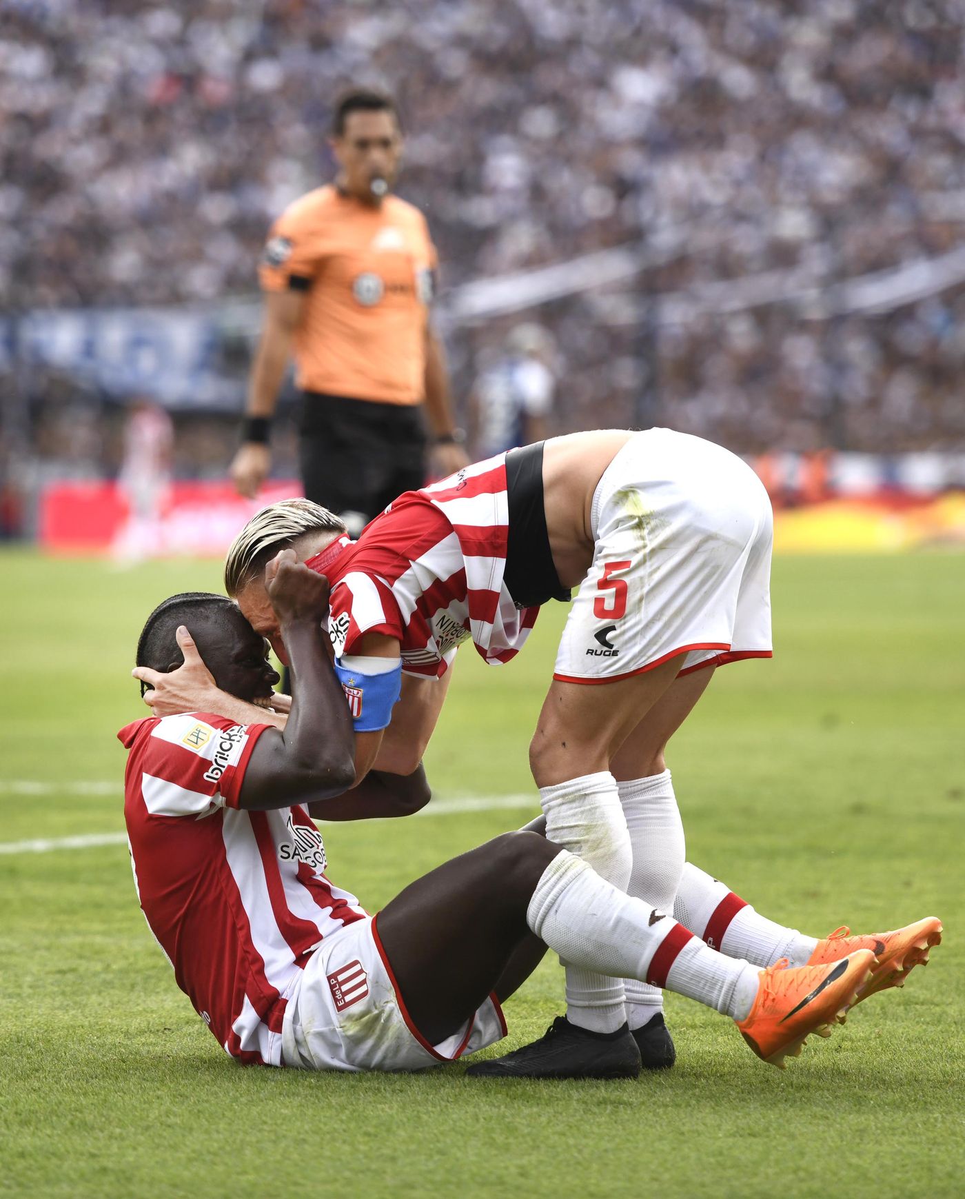 Clásico Platense GImnasia Estudiantes semifinal Bosque Ascacibar Cetré festejo gol (3)