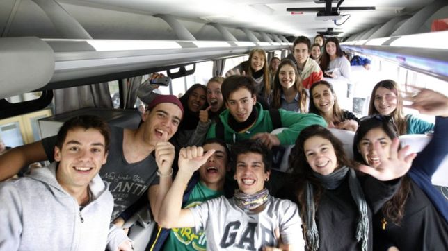 se extendera el programa de viaje de egresados que financia el gobierno provincial