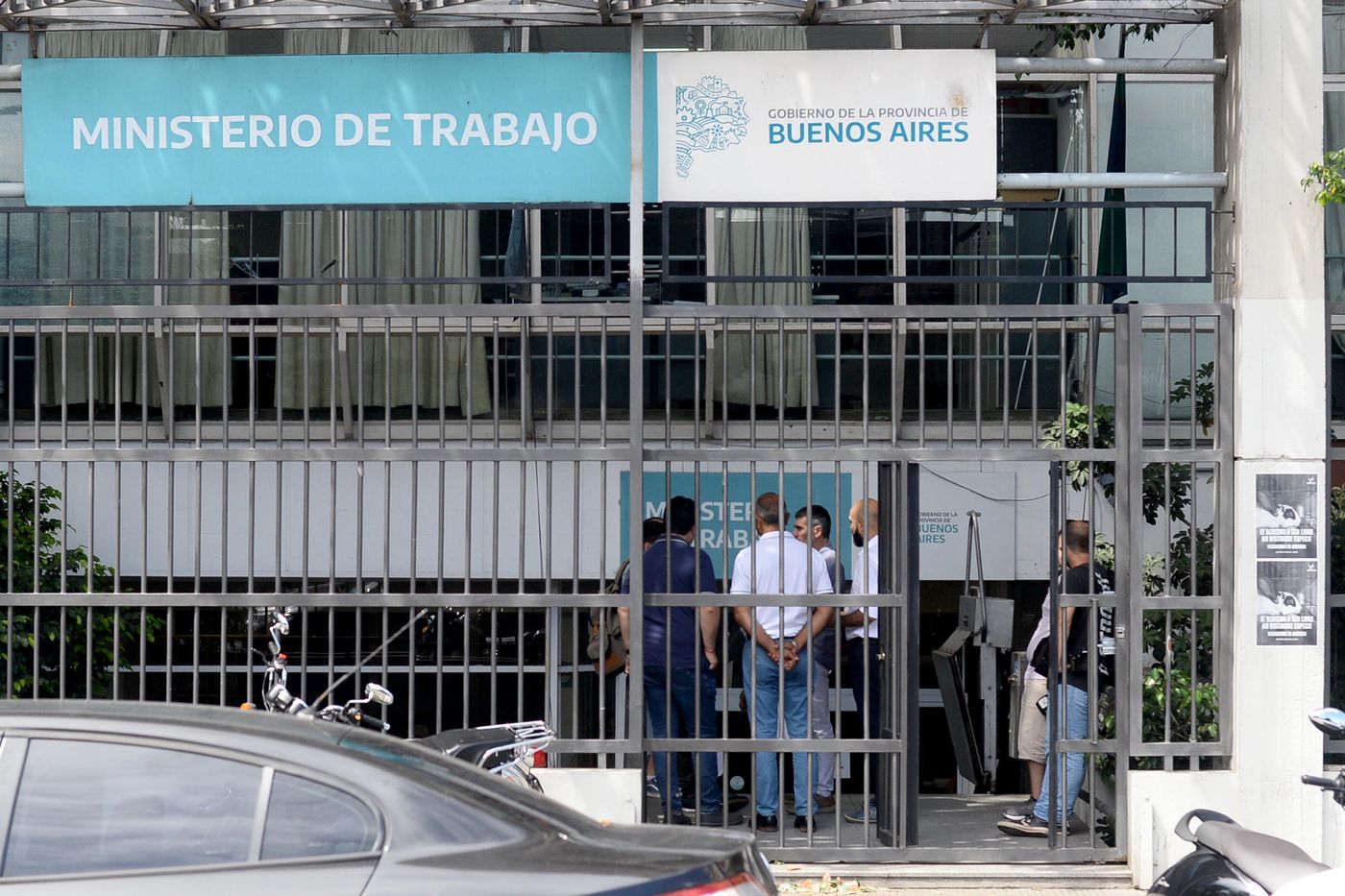 Las paritarias de estatales y docentes contin&uacute;an esta semana con expectativas de una oferta salarial mejorada por parte de la Provincia.