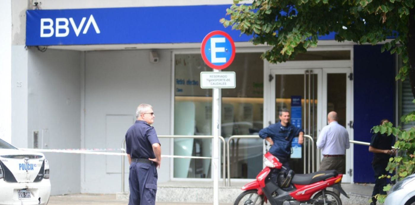 1584542253552.jpg?x=7&y=98&width=1486&height=743&rotate=0&scaleX=1&scaleY=1&ow=1500&oh=996&&cw=1920&ch=950