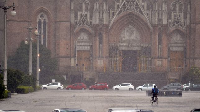 ¿a que hora dejara de llover en la plata segun los pronosticos?
