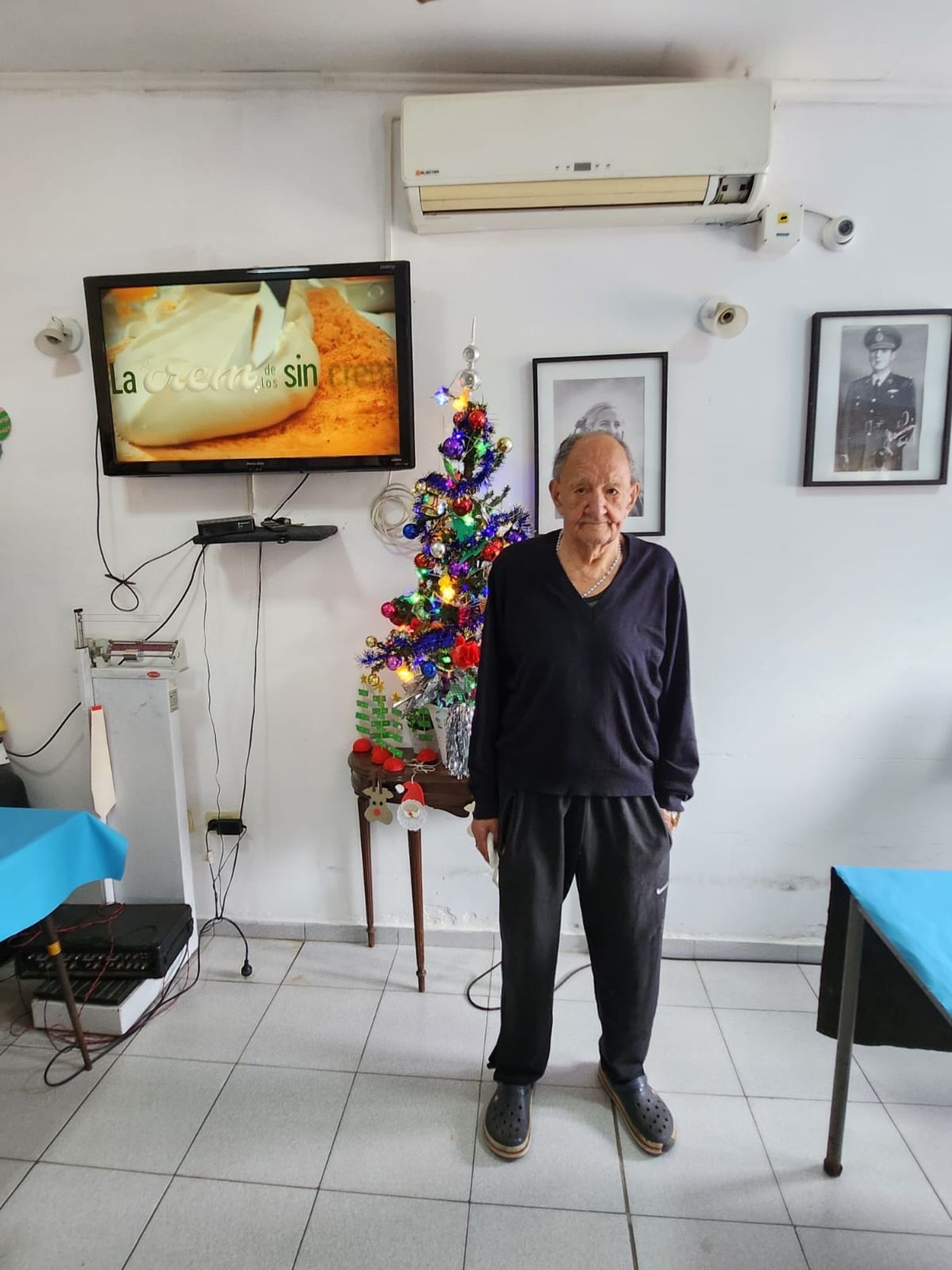 Carloncho está entre los más de 40 abuelos de La Plata que deben irse del geriátrico M.A. Korn.