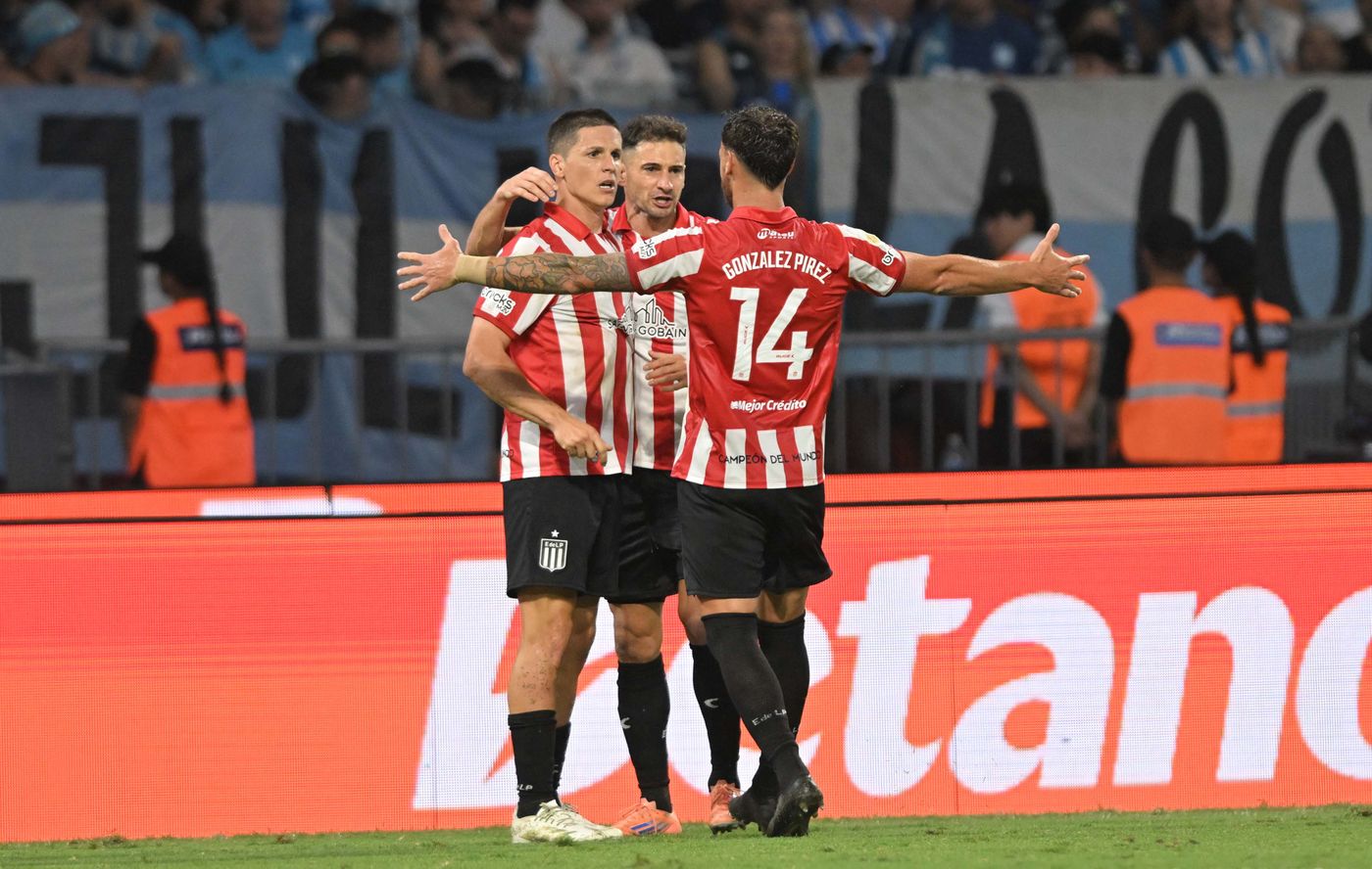 Estudiantes Racing Santiago del Estero festejo gol 3