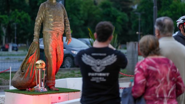 ¿hasta que dia tienen tiempo los hinchas de estudiantes para votar por la nueva estatua?